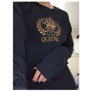 H&M Queens‎ Black Sweater size small